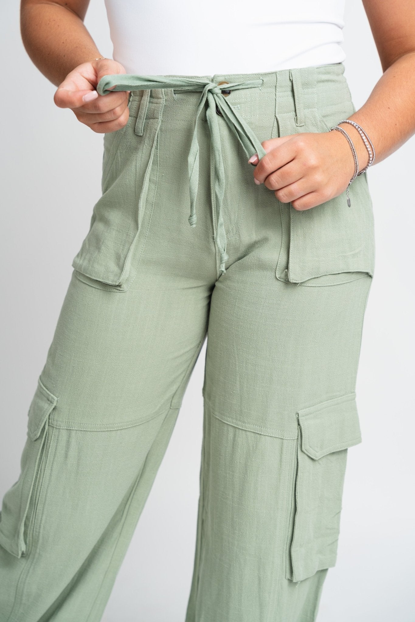 Utility wide leg pants olive | Lush Fashion Lounge: women's boutique pants, boutique women's pants, affordable boutique pants, women's fashion pants