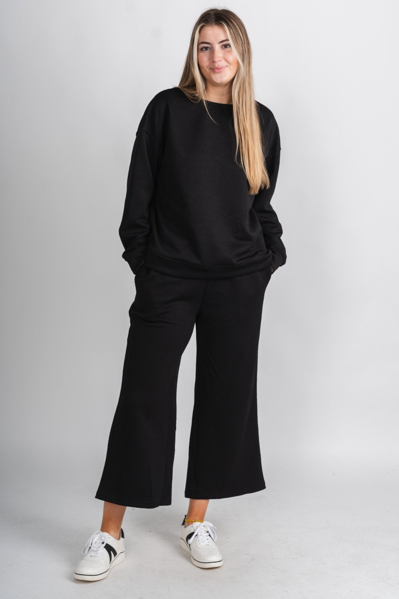 Textured long sleeve top black - Stylish Top - Trendy Lounge Sets at Lush Fashion Lounge Boutique in Oklahoma City