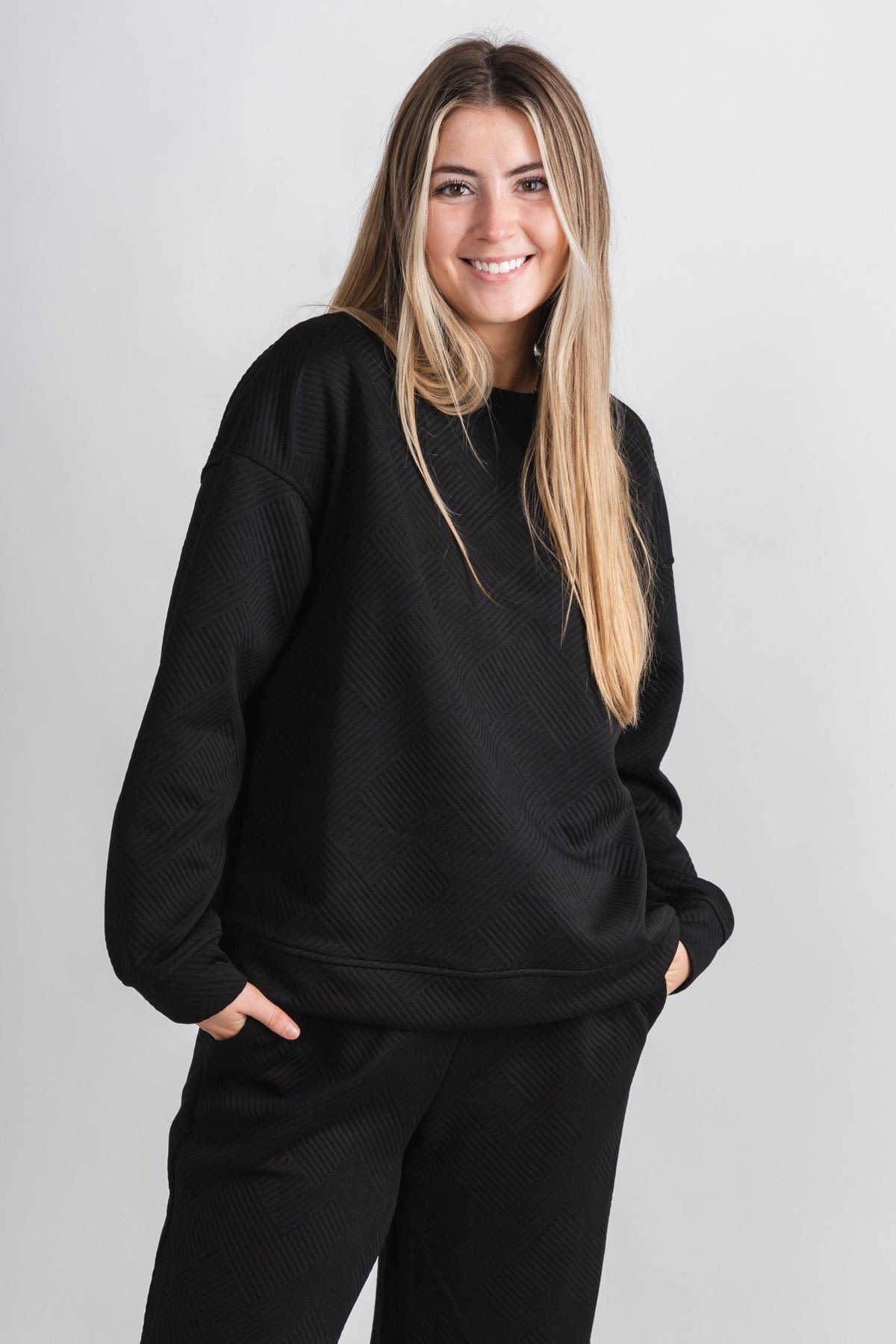 Textured long sleeve top black - Trendy Top - Cute Loungewear Collection at Lush Fashion Lounge Boutique in Oklahoma City