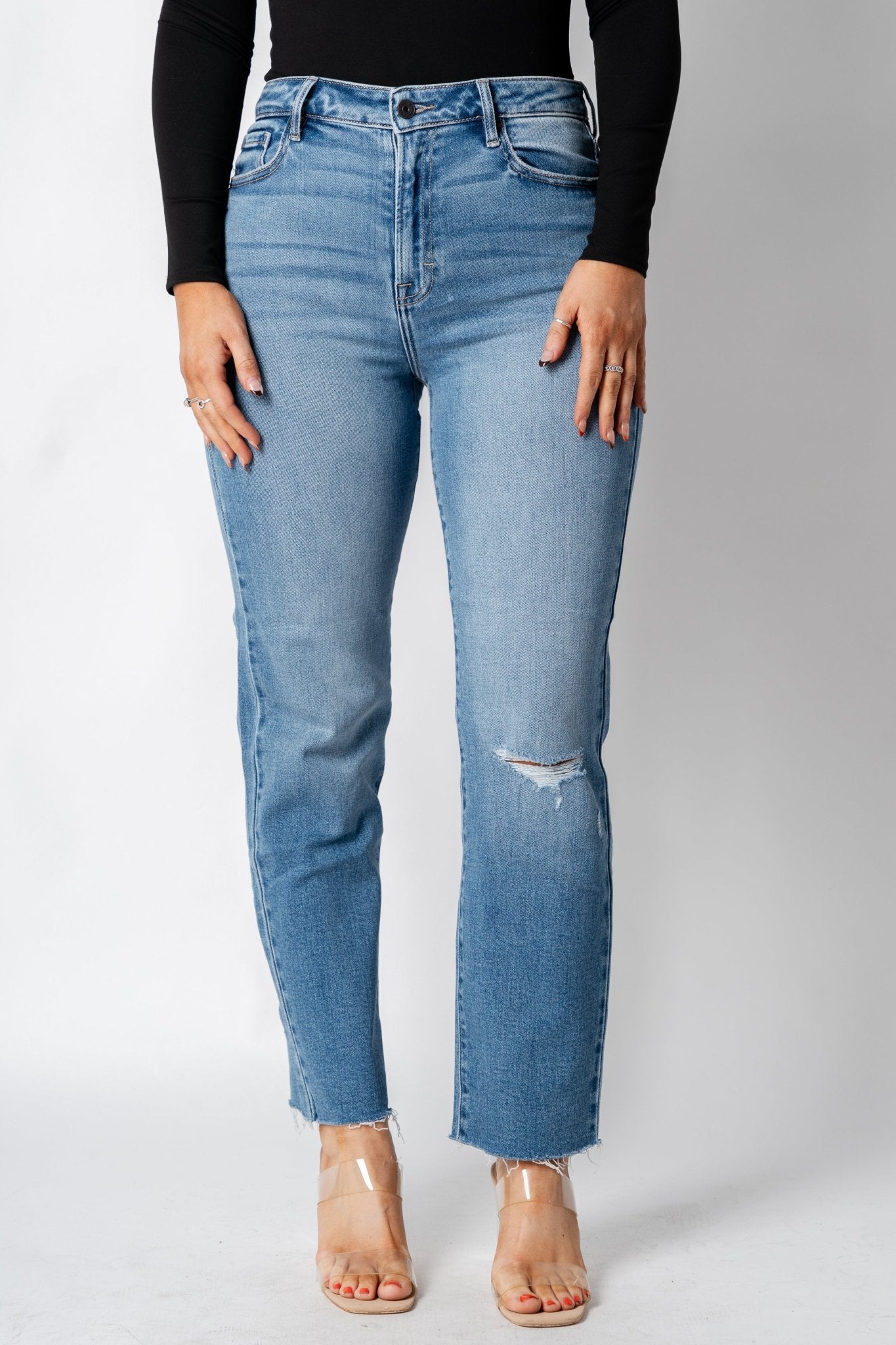 Hidden Tracey high rise straight jeans medium blue | Lush Fashion Lounge: boutique women's jeans, fashion jeans for women, affordable fashion jeans, cute boutique jeans