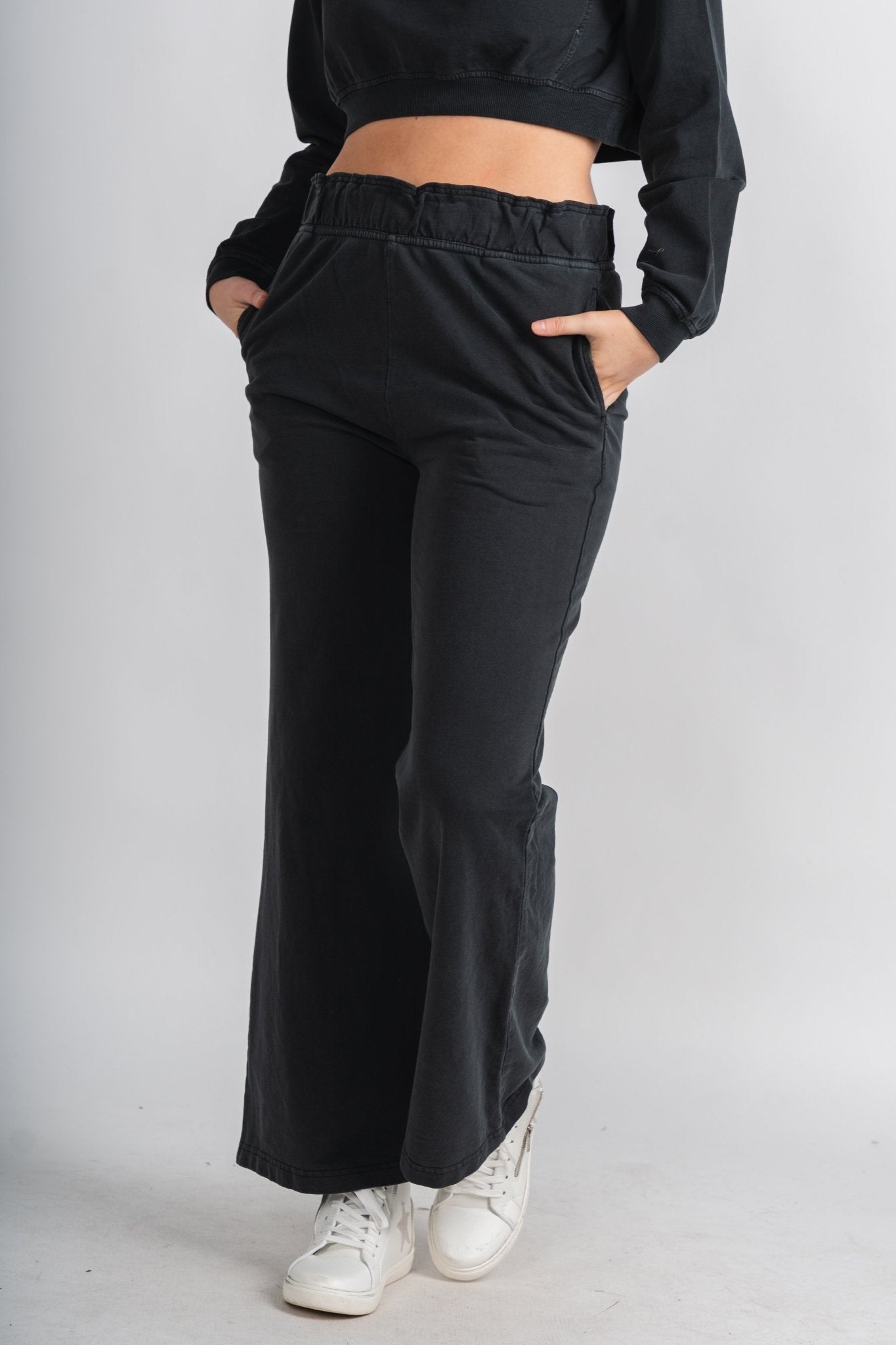 Mineral sweatpants black - Cute Pants - Fun Cozy Basics at Lush Fashion Lounge Boutique in Oklahoma City