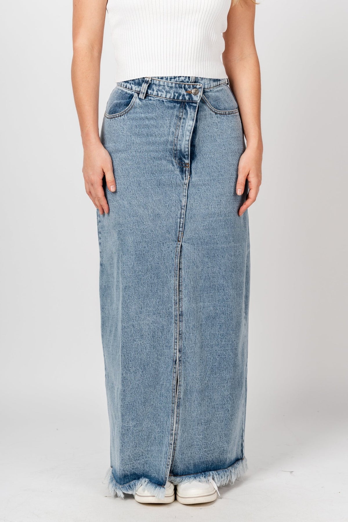 High waist denim maxi skirt denim - Trendy Skirt - Cute American Summer Collection at Lush Fashion Lounge Boutique in Oklahoma City