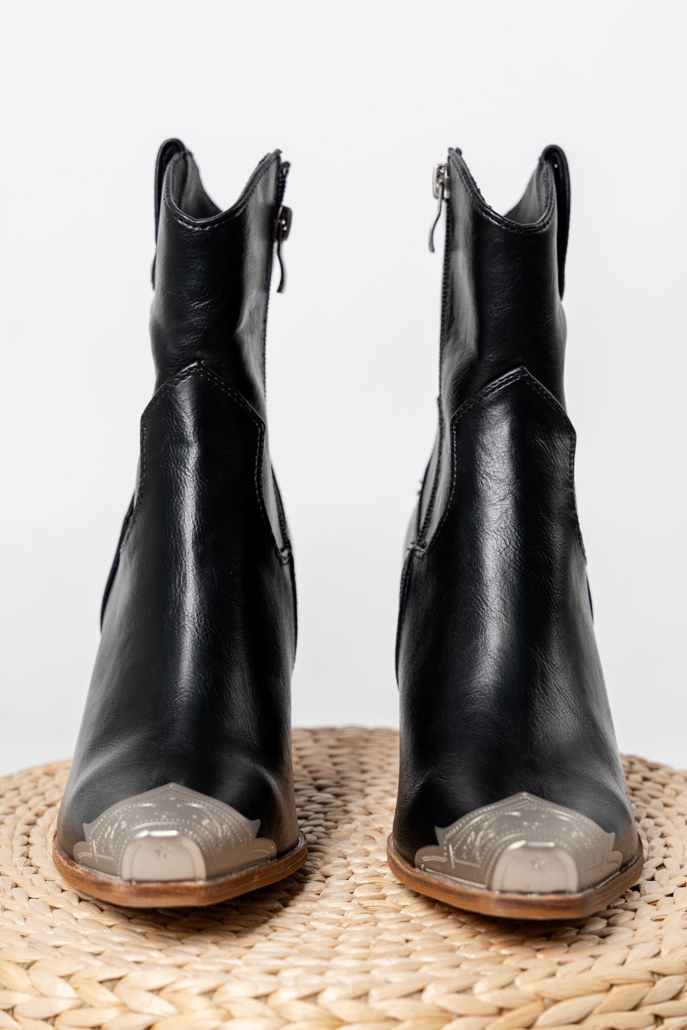Dakota cowboy boot black - Trendy boots - Fashion Shoes at Lush Fashion Lounge Boutique in Oklahoma City