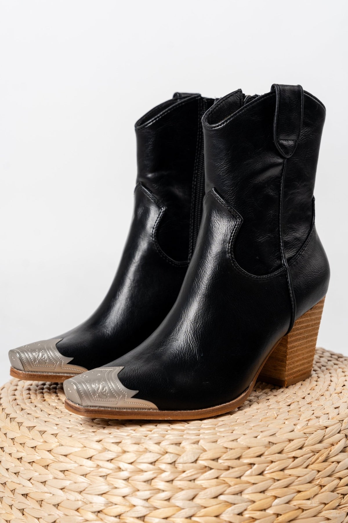 Dakota cowboy boot black - Cute boots - Trendy Shoes at Lush Fashion Lounge Boutique in Oklahoma City