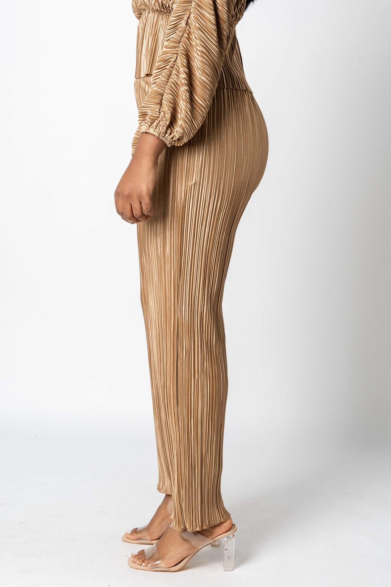 Pleated wide leg pants khaki | Lush Fashion Lounge: women's boutique pants, boutique women's pants, affordable boutique pants, women's fashion pants