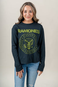 DayDreamer Ramones Crest long sleeve t-shirt vintage black - Stylish Band T-Shirts and Sweatshirts at Lush Fashion Lounge Boutique in Oklahoma City