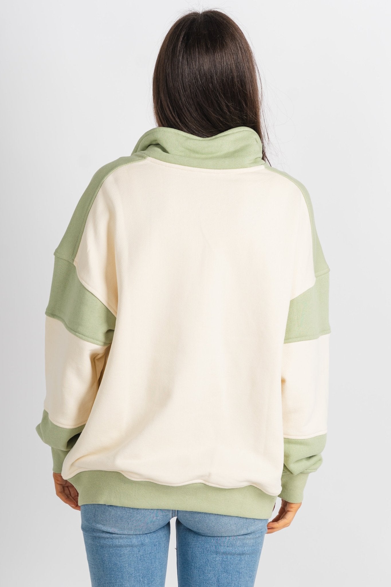 Color block pullover top cream/sage