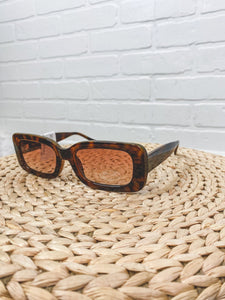 Freyrs Noa sunglasses tortoise - Stylish Sunglasses - Trendy Glasses at Lush Fashion Lounge Boutique in Oklahoma