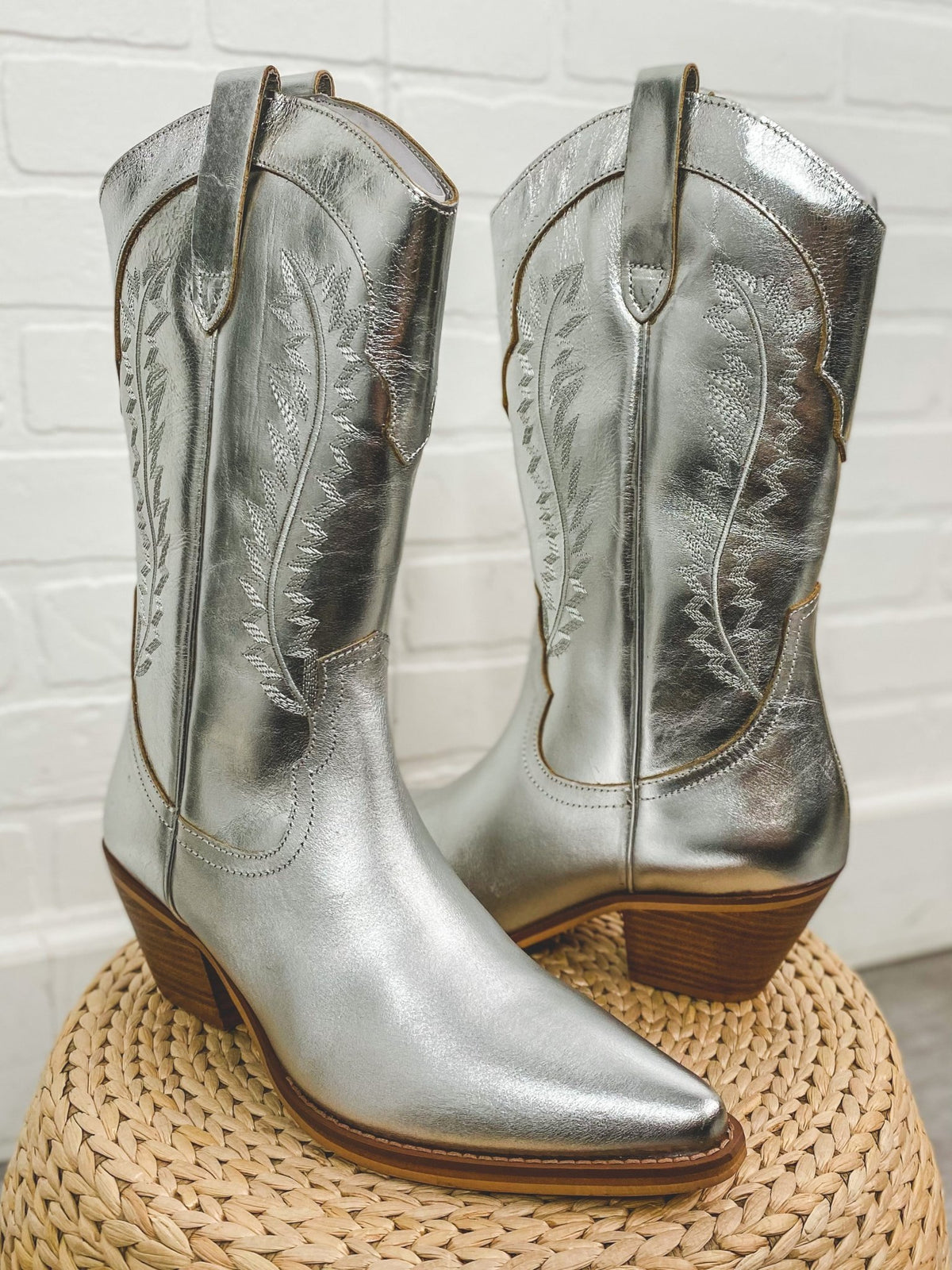 Mylie metallic cowboy boot silver - Cute Shoes - Trendy Shoes at Lush Fashion Lounge Boutique in Oklahoma City