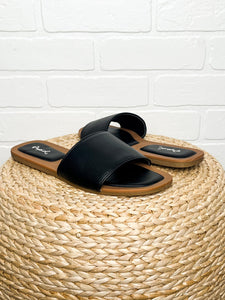 Kettle one band sandal black - Cute shoes - Trendy Shoes at Lush Fashion Lounge Boutique in Oklahoma City