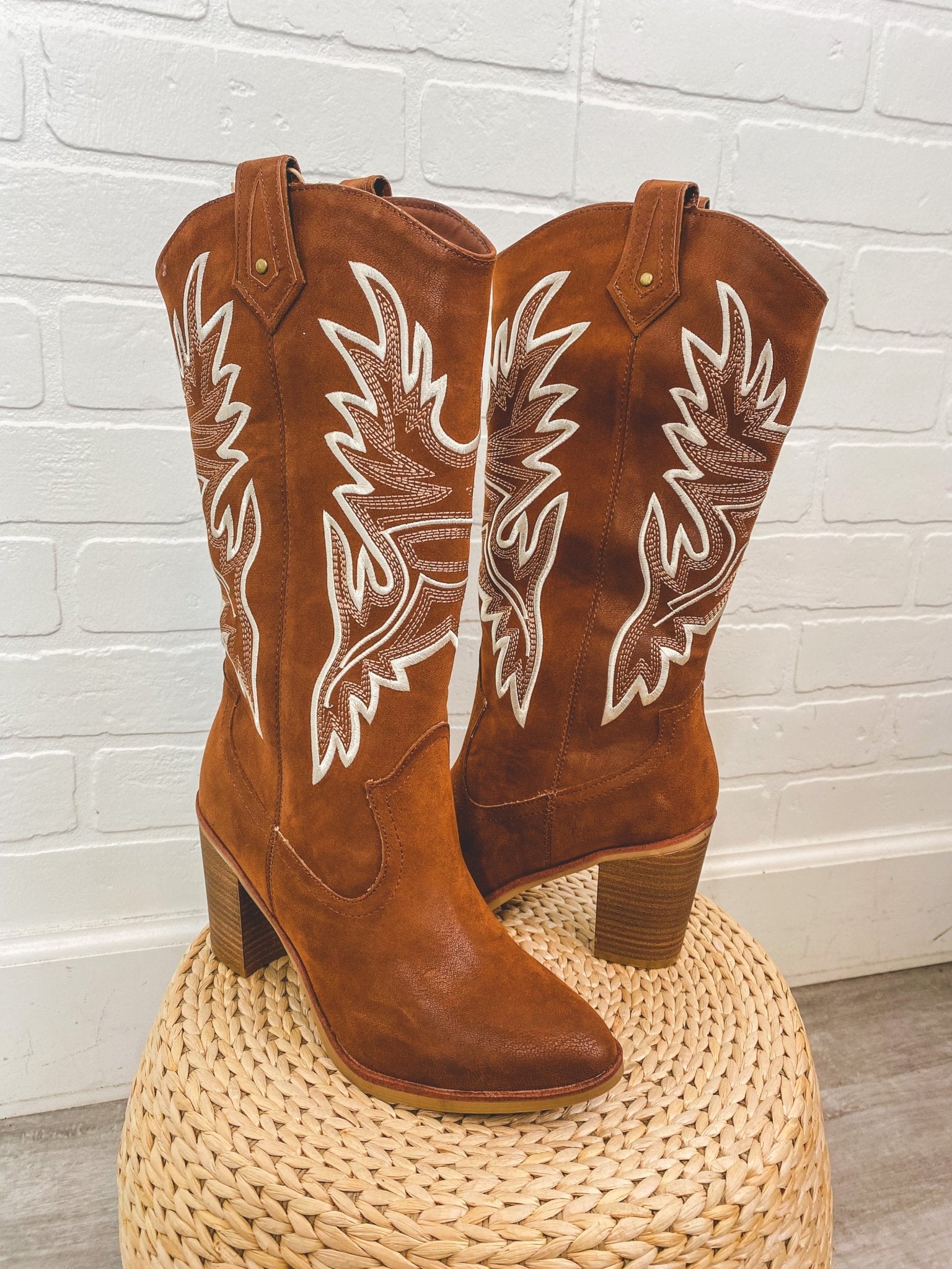 Taley western boot cognac - Cute boots - Trendy Shoes at Lush Fashion Lounge Boutique in Oklahoma City