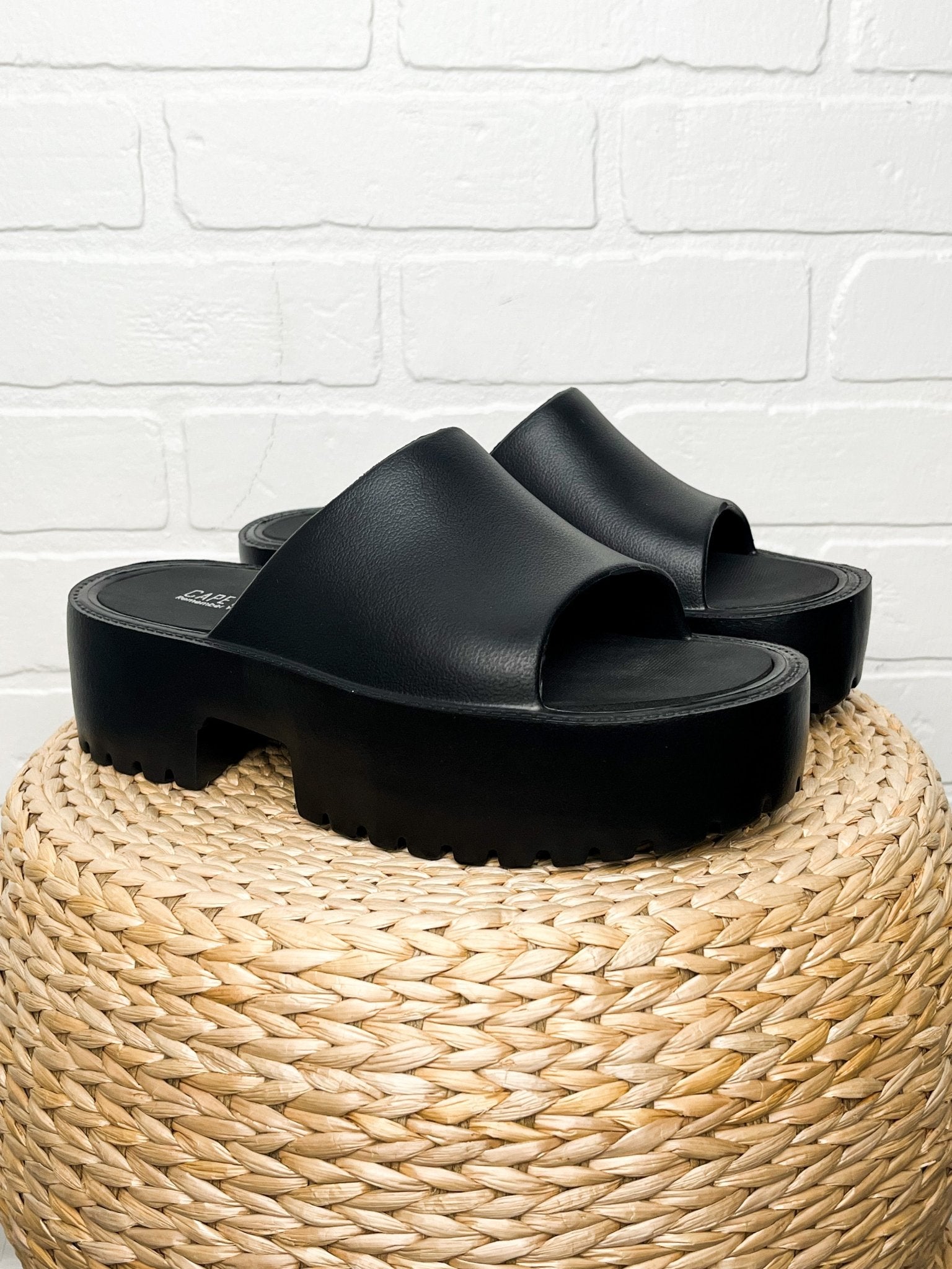 Oriya chunky sandal black - Trendy shoes - Fashion Shoes at Lush Fashion Lounge Boutique in Oklahoma City