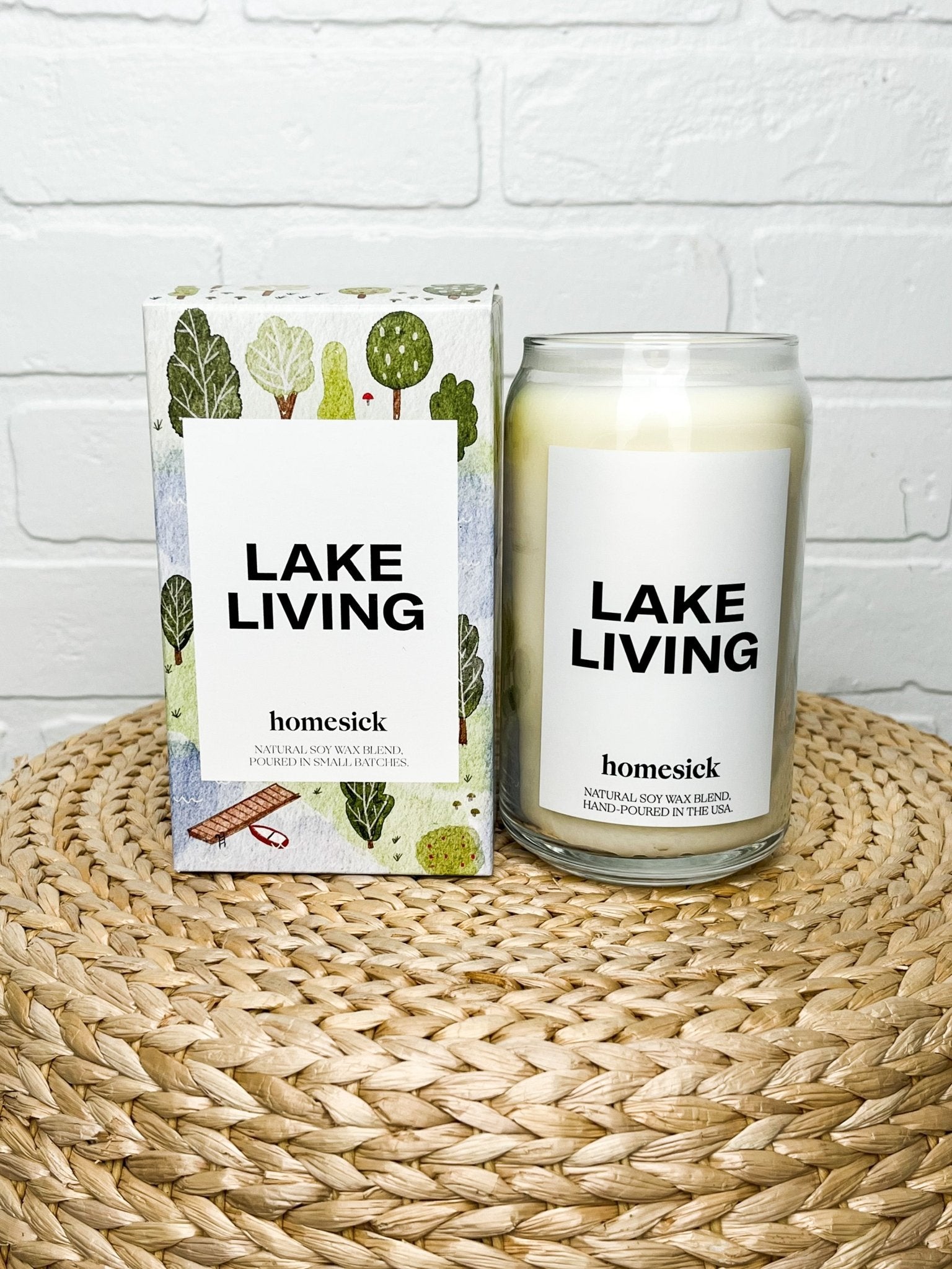 Homesick Lake Living candle - Trendy Candles at Lush Fashion Lounge Boutique in Oklahoma City