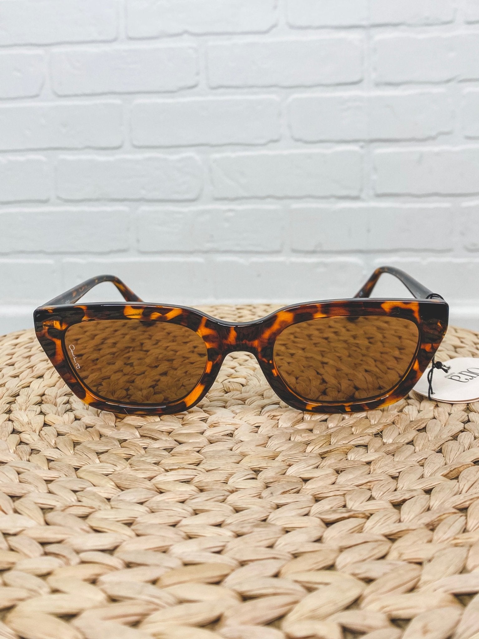 Otra Nove sunglasses tortoise/brown - Cute Sunglasses - Trendy Glasses at Lush Fashion Lounge Boutique in Oklahoma