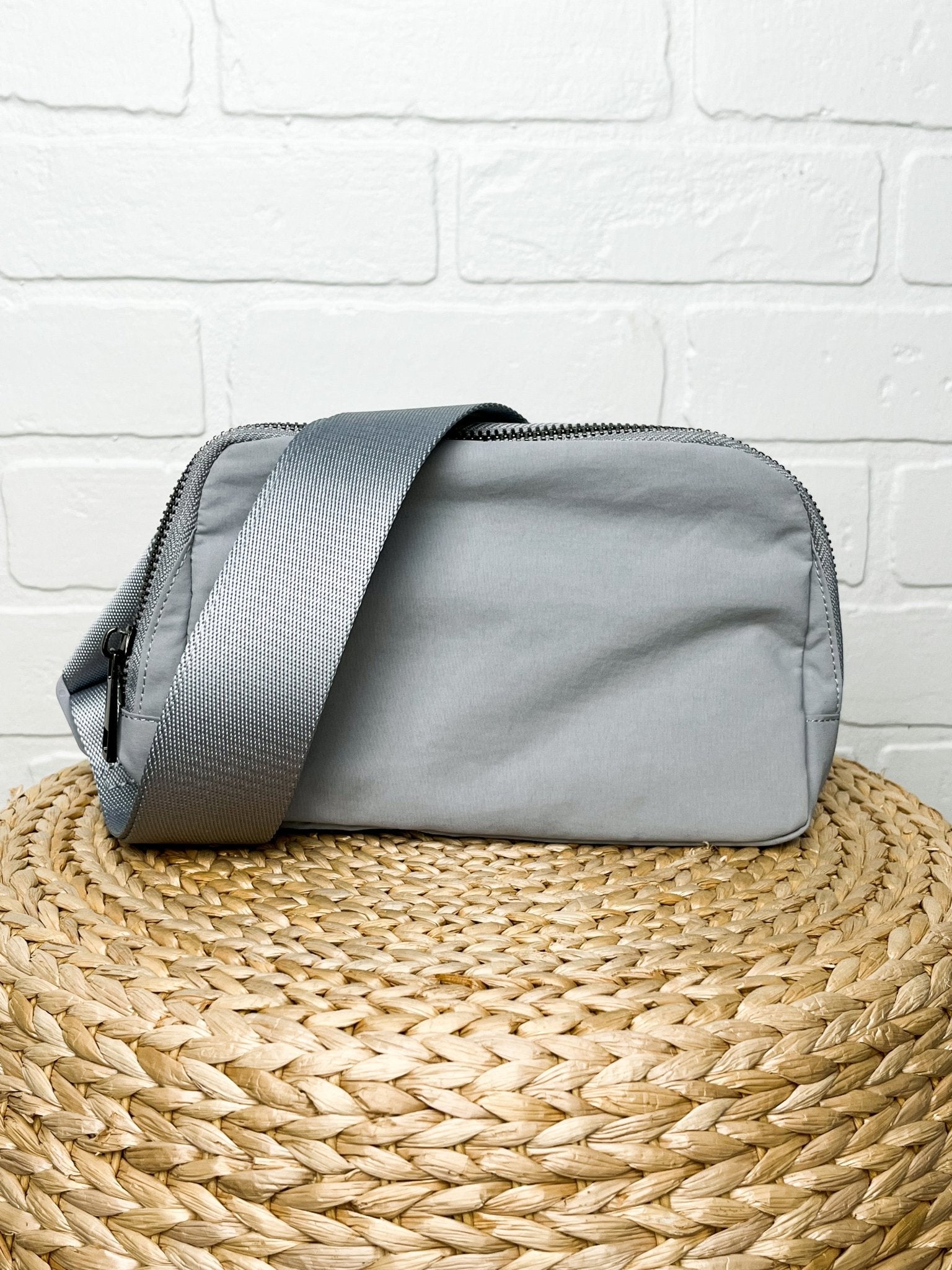 Sling belt bag grey - Trendy Bags at Lush Fashion Lounge Boutique in Oklahoma City
