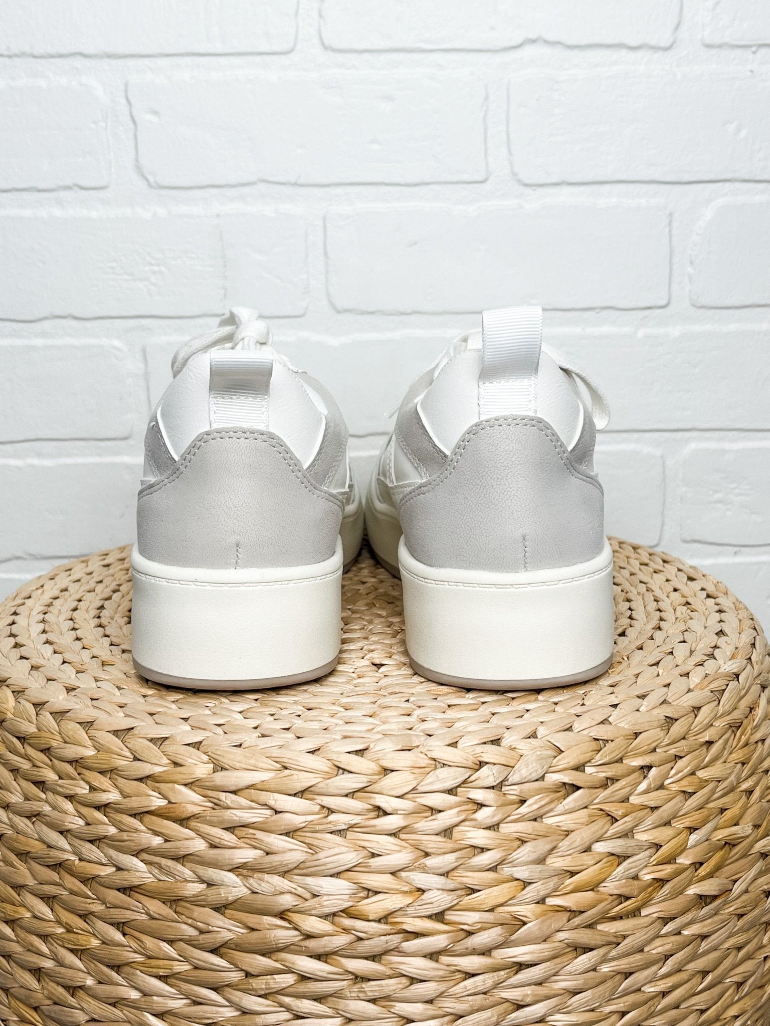 Malbru sneaker white - Affordable Shoes - Boutique Shoes at Lush Fashion Lounge Boutique in Oklahoma City