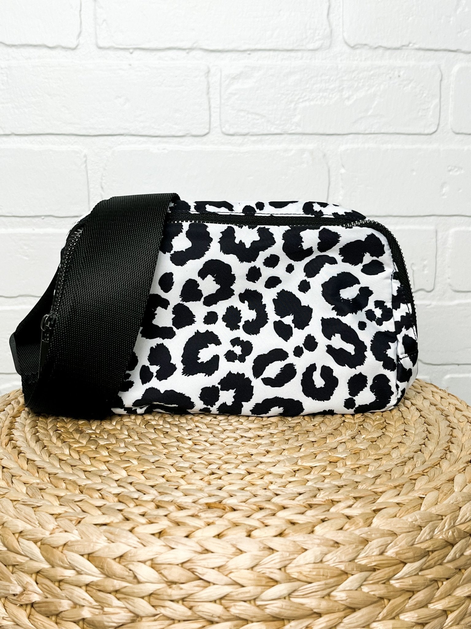 Sling belt bag black leopard - Trendy Bags at Lush Fashion Lounge Boutique in Oklahoma City