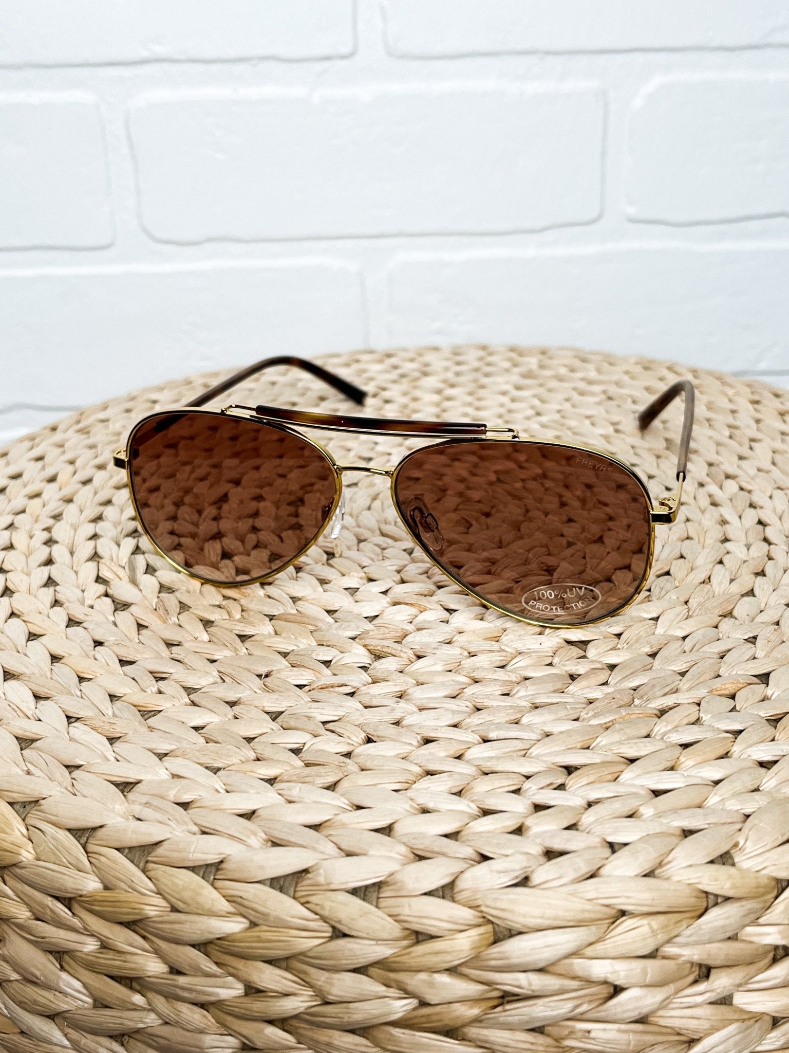 Freyrs Dallas sunglasses gold/brown - Stylish Sunglasses - Trendy Glasses at Lush Fashion Lounge Boutique in Oklahoma