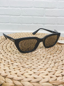 Otra Nove sunglasses black/smoke - Stylish Sunglasses - Cute Sunglasses at Lush Fashion Lounge Boutique in Oklahoma