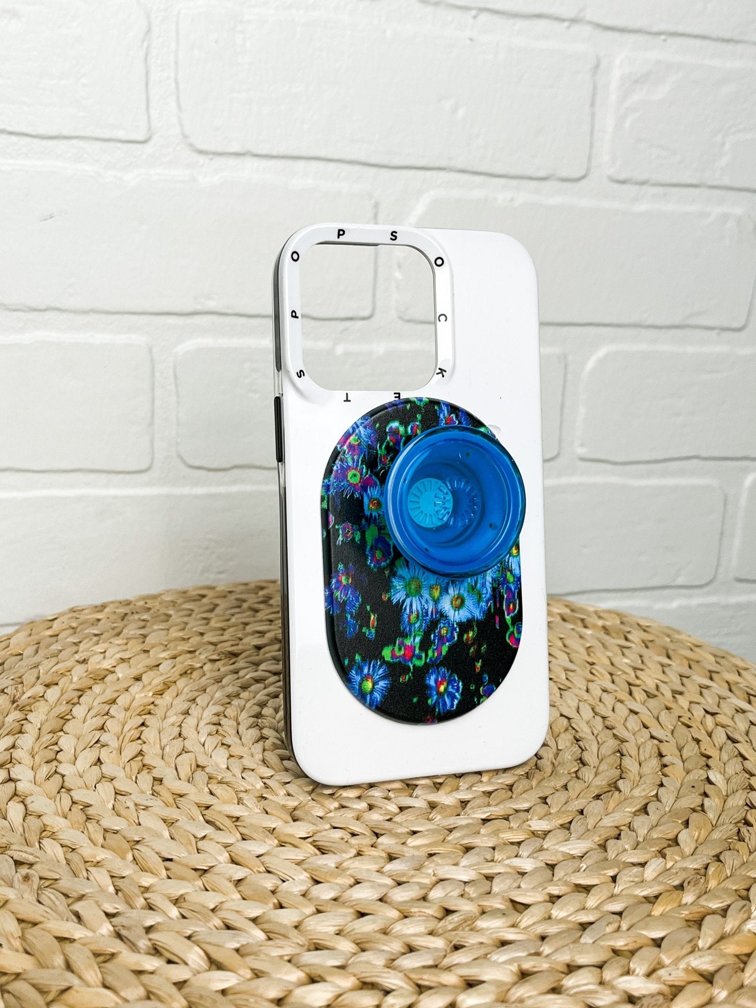 PopSocket PopGrip for magsafe case thermal floral - Trendy Gifts at Lush Fashion Lounge Boutique in Oklahoma City