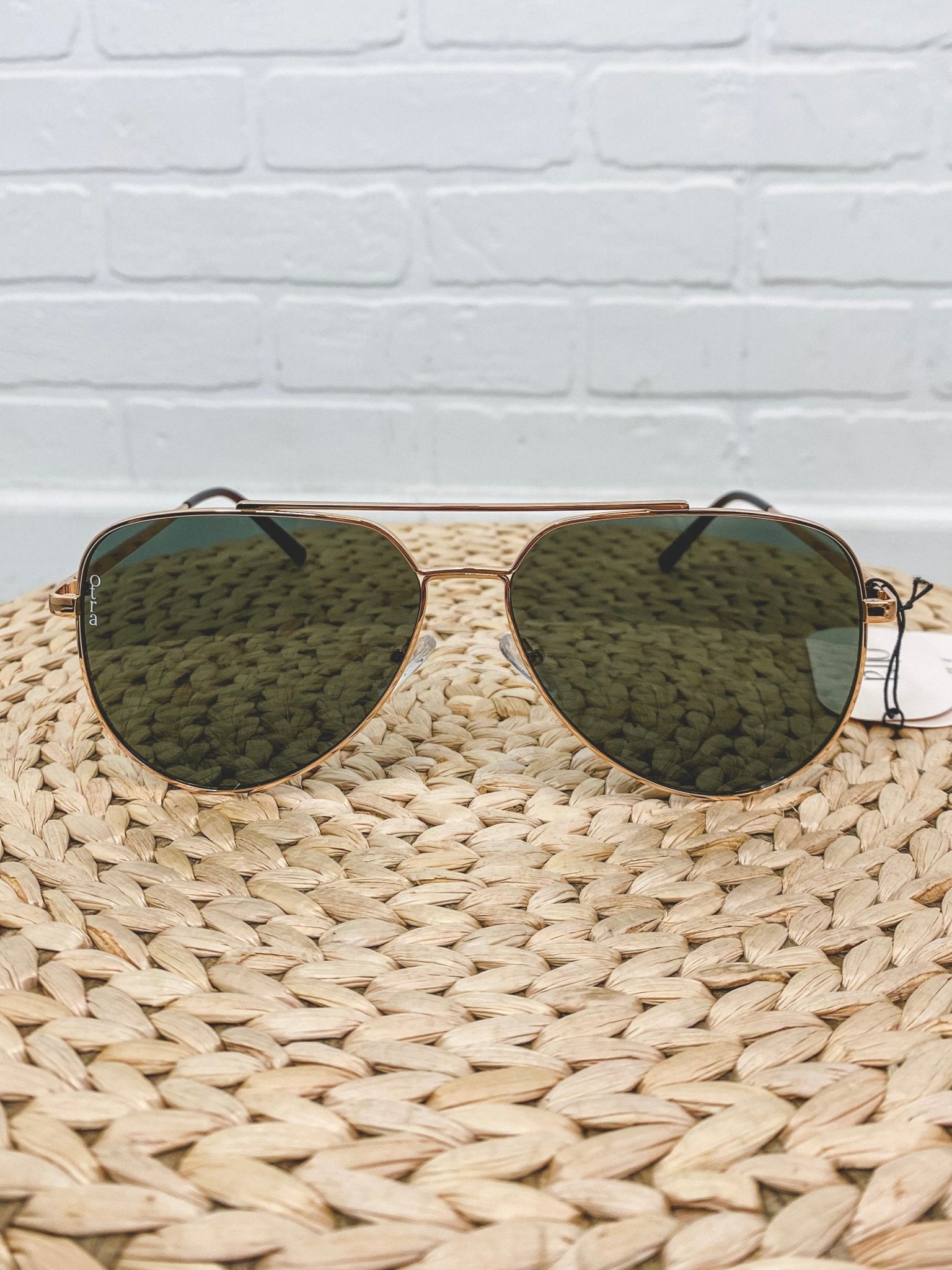 Otra Billie sunglasses gold - Cute Sunglasses - Trendy Glasses at Lush Fashion Lounge Boutique in Oklahoma